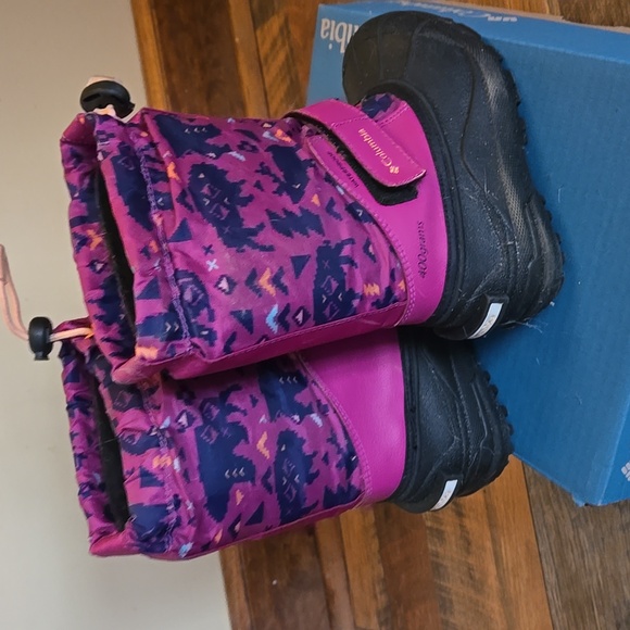 Powerbug size 9 columbia boots - Picture 4 of 6